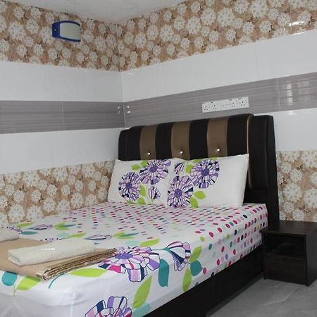 Ark Hotel Batu Caves Экстерьер фото